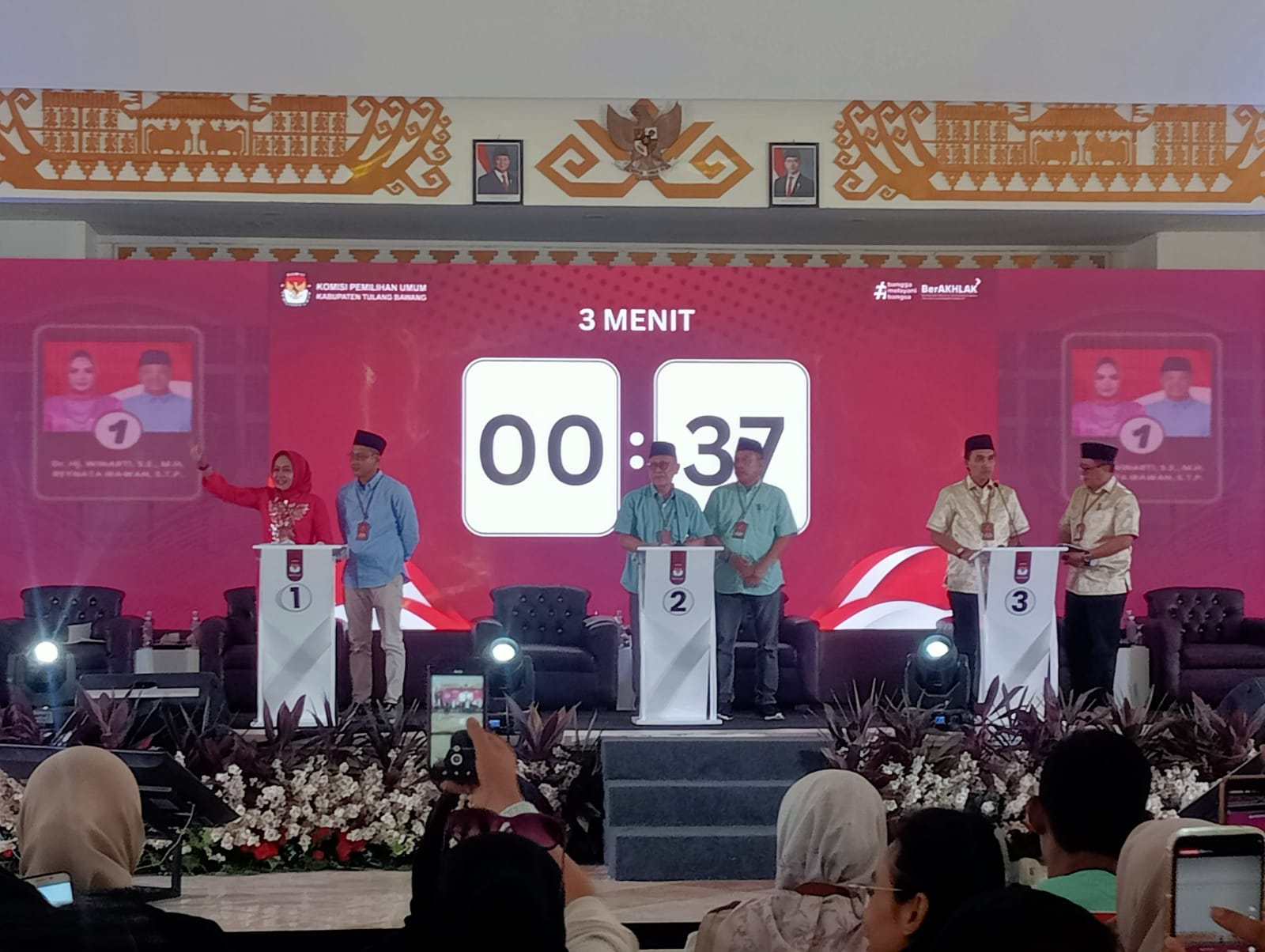 Debat Publik Perdana, 3 Paslon Bupati - Wakil Bupati Tulang Bawang Paparkan Visi Misi