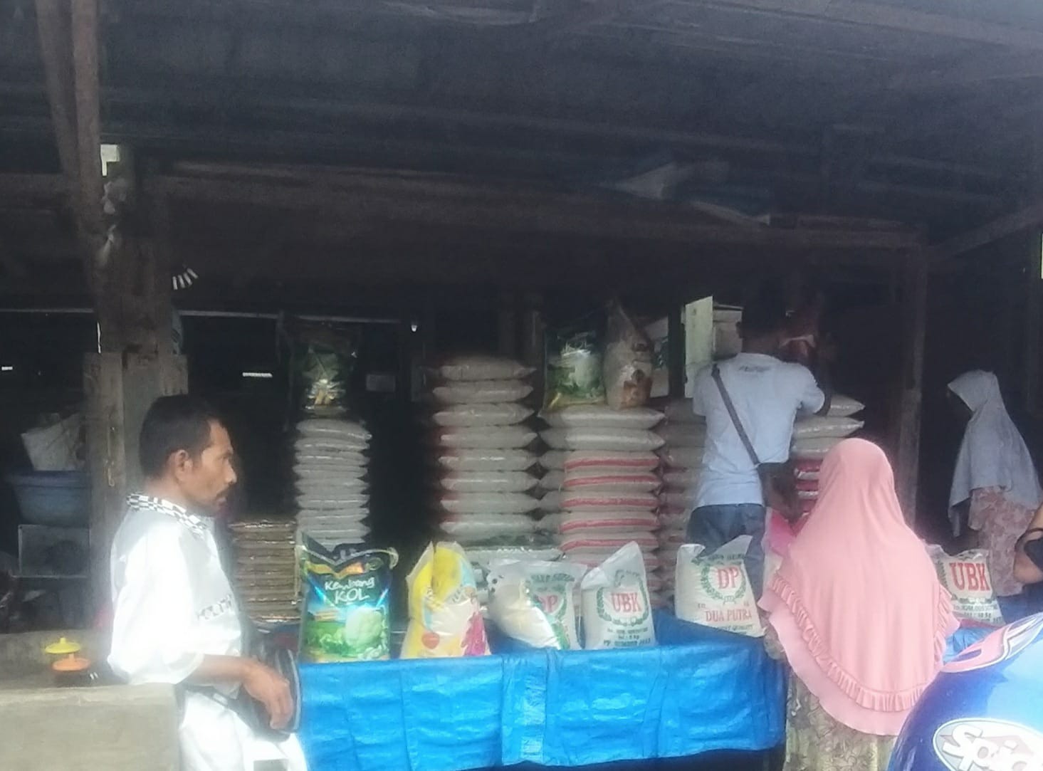 Harga Beras di Lampura Meroket