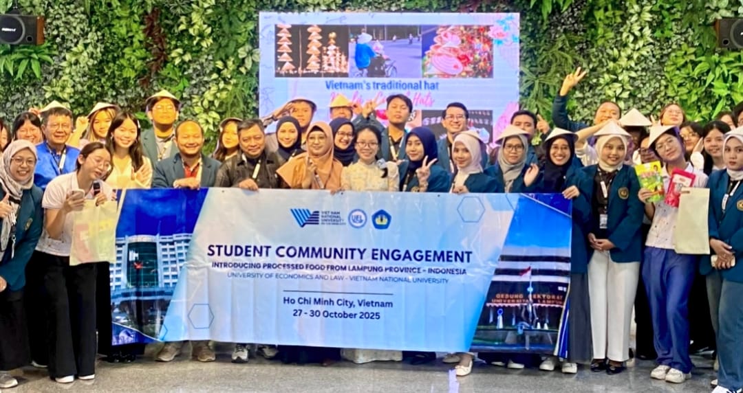 TIM Dosen & Mahasiswa Magister Ilmu Ekonomi (MIE) FEB Unila Field Study ke   UEL & UEH Vietnam