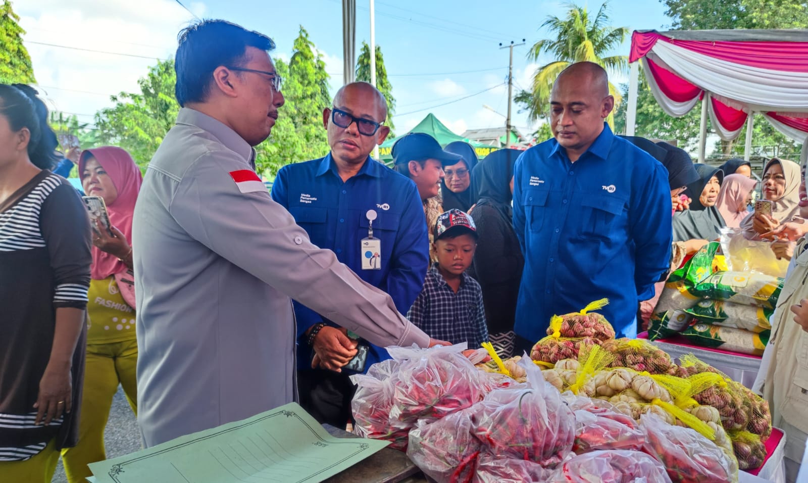 TVRI - Pemprov Lampung Gelar Gerakan Pangan Murah Serentak di 32 Titik 