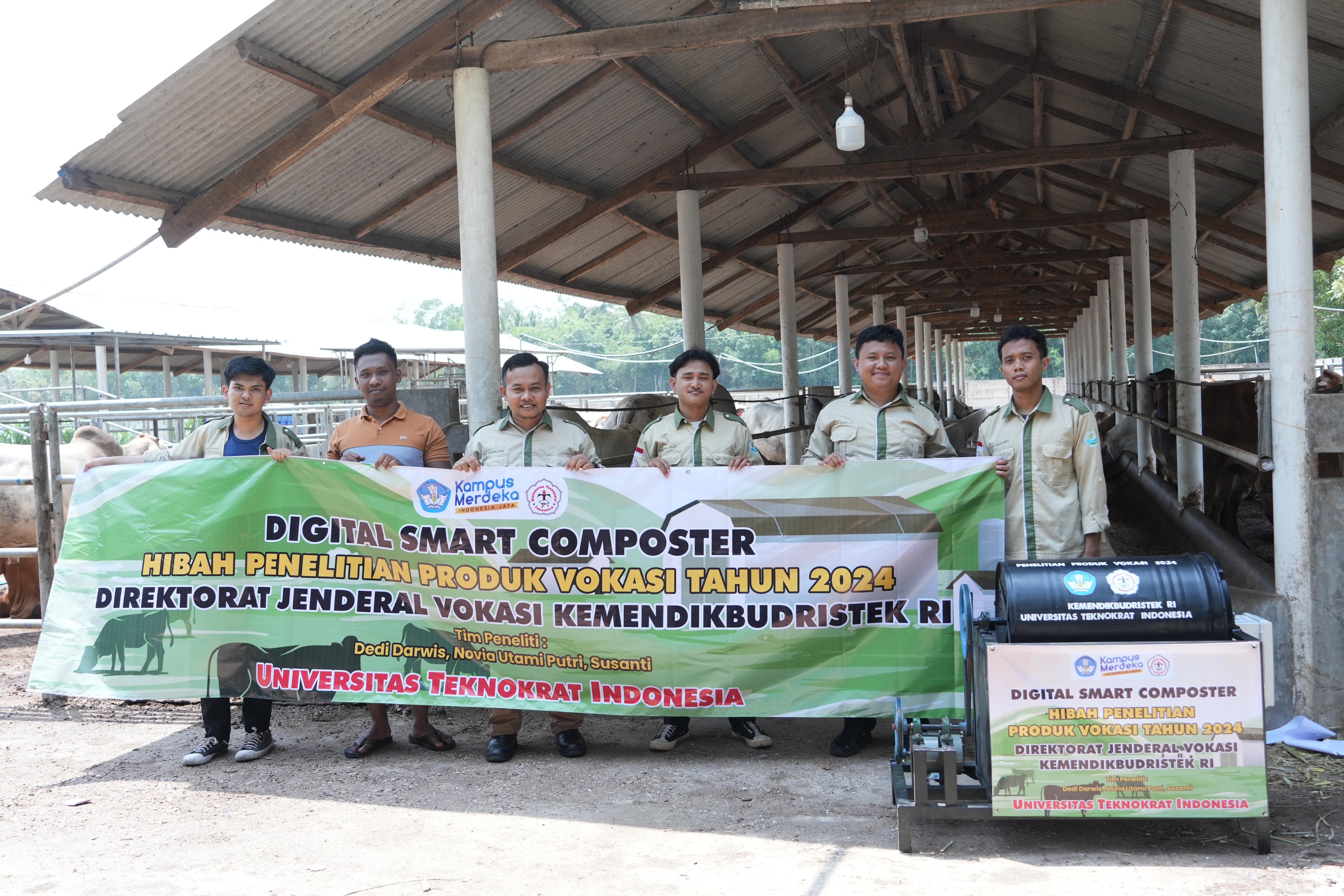 Mahasiswa Teknokrat Kenalkan Digital Smart Composter Kepada Masyarakat 