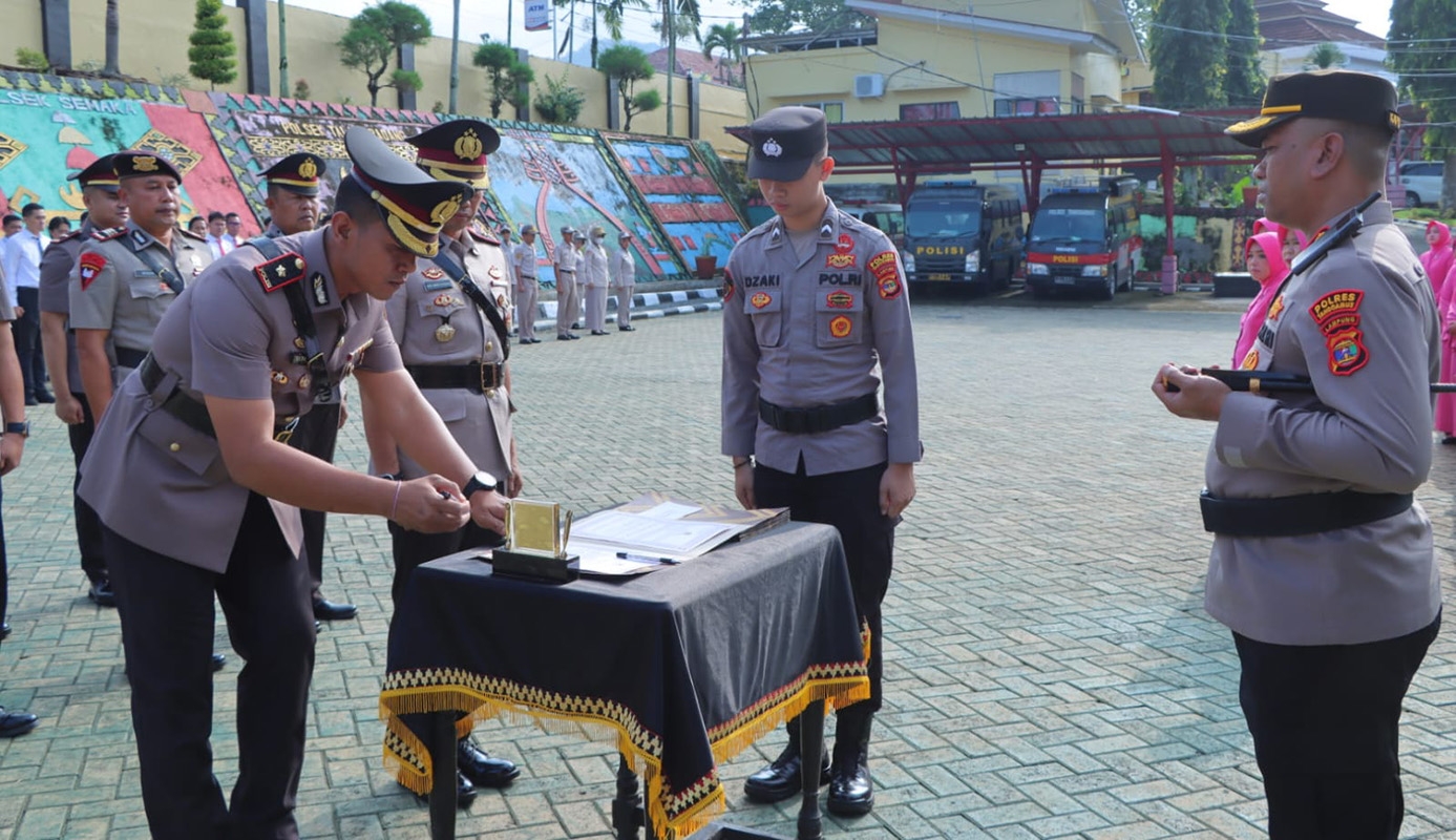 Sertijab Hasil Mutasi Polri PJU Polres Tanggamus, Ini Wakapolres dan Dua Kasat Baru 