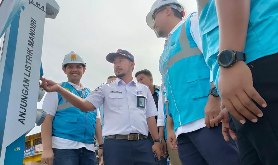 PLN Hadirkan ALMA di Pelabuhan Balong Sabang, Permudah Pelaku Usaha Kelautan Dapat Akses Listrik