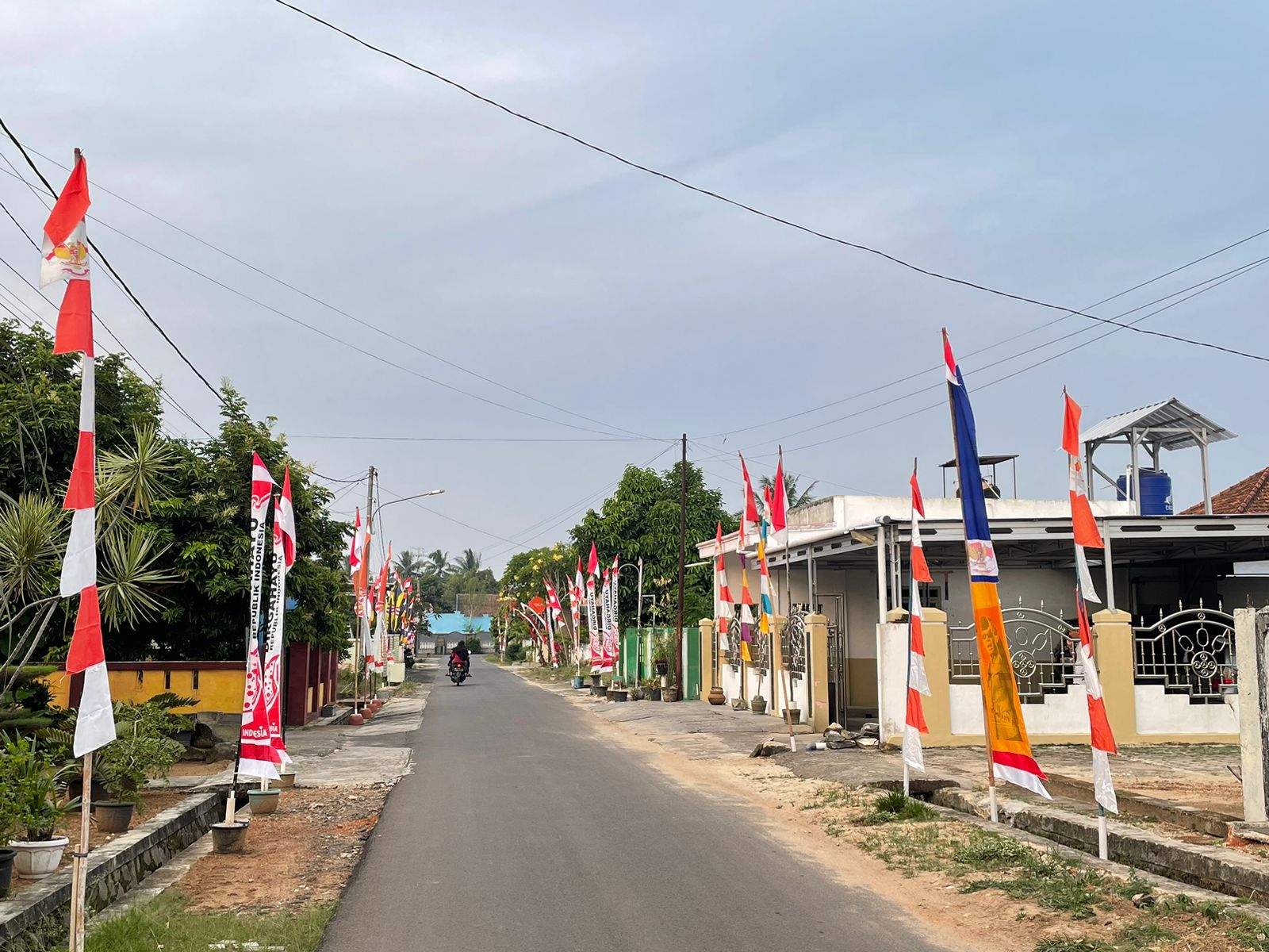 Pemkot Metro Imbau Masyarakat untuk Pasang Bendera dan Umbul Umbul