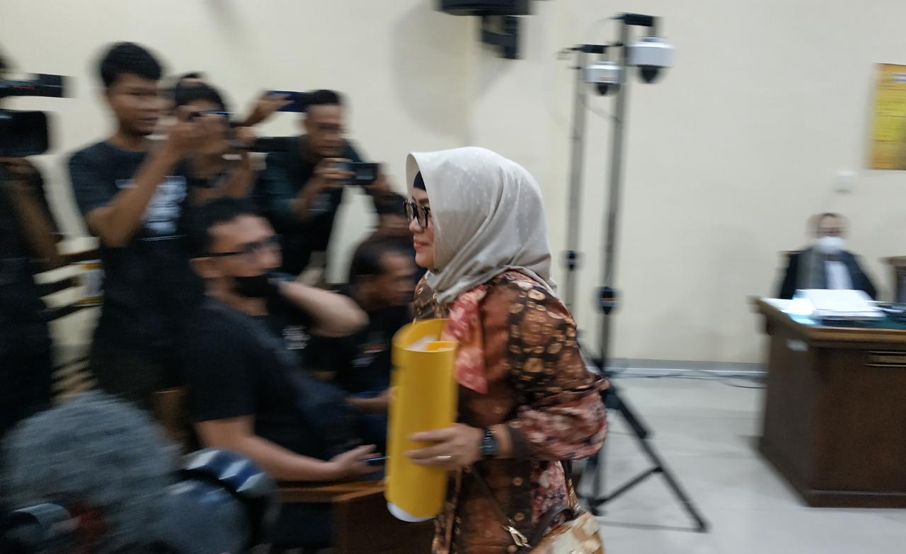 Anggota DPRD Mardiana Bantah Beri Rp 100 Juta ke Budi Sutomo, Jaksa Akan Konfrontir