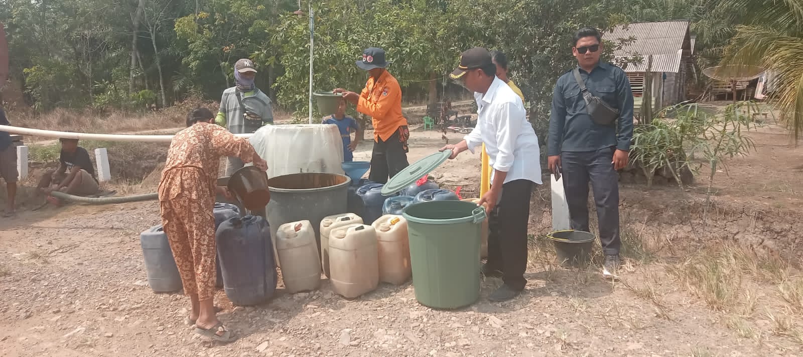 Mesuji Kemarau Parah, Ribuan Liter Air Bersih Didistribusikan ke Masyarakat