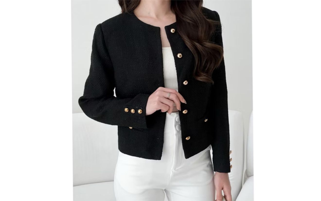 Tampil Rapi dan Modis saat Interview Kerja dengan 5 Blazer Wanita Ini! 