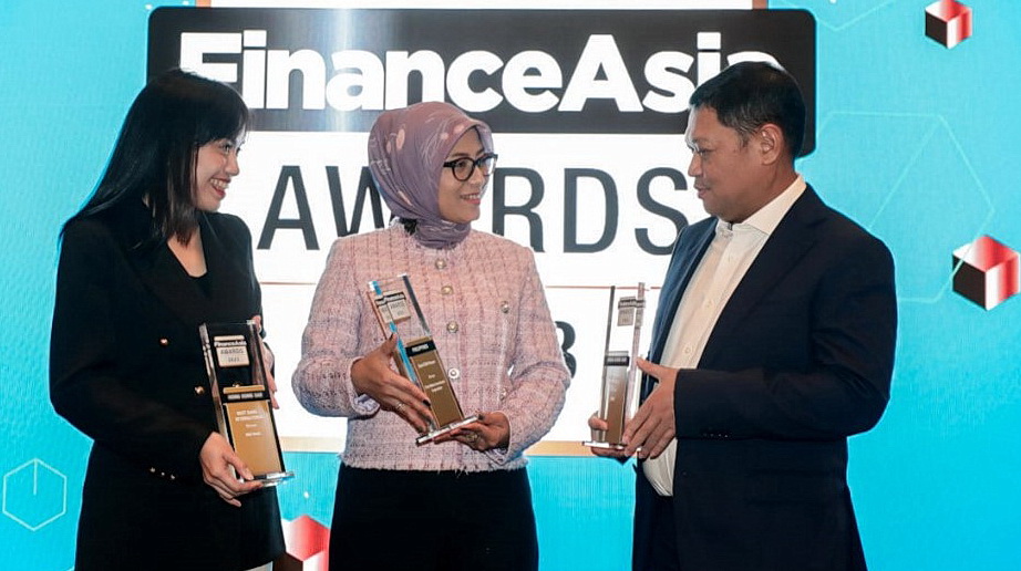Rencana Bisnis Berjalan Lancar, Bank Mandiri Sabet 10 Penghargaan dari FinanceAsia