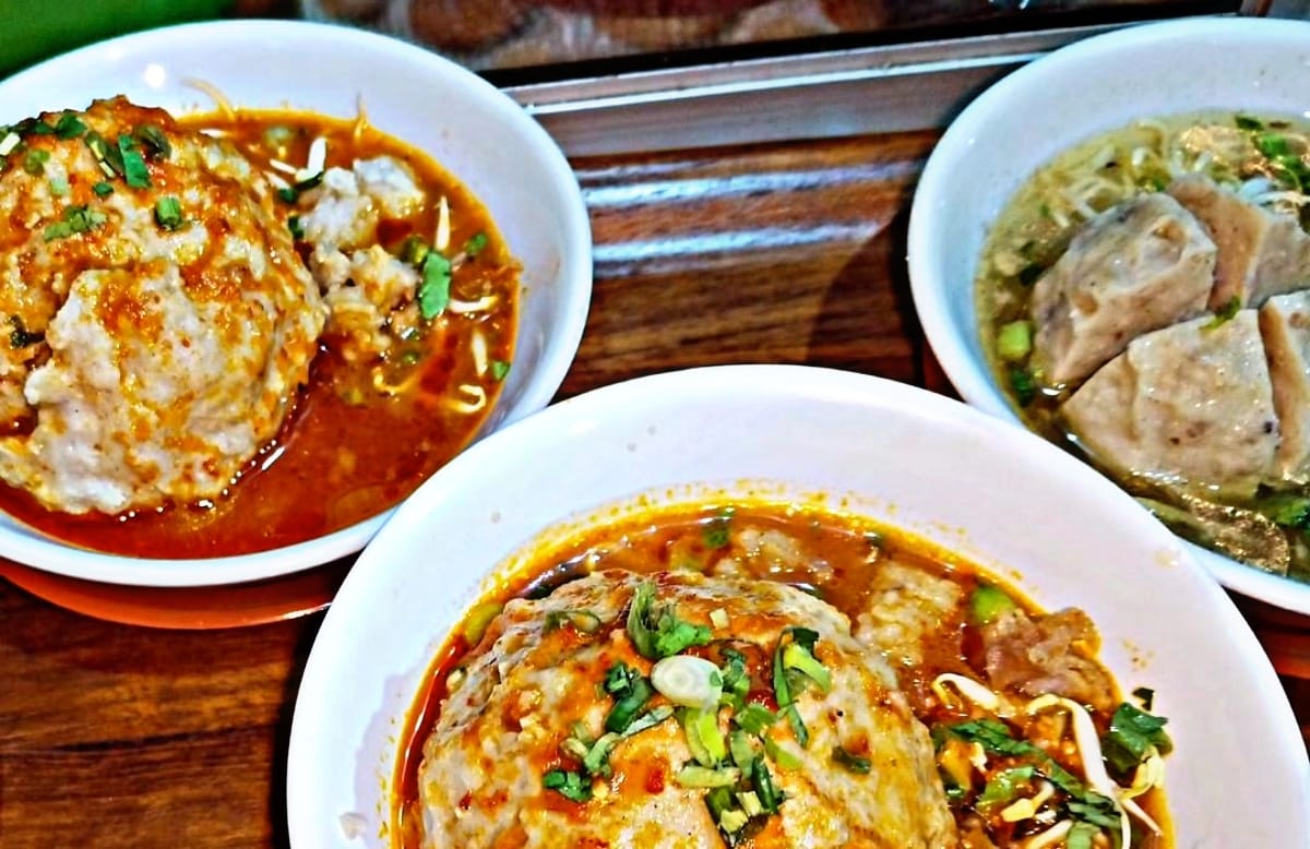 Pecinta Bakso Merapat! Ini Lokasi dan Tarif Makan Bakso Knalpot di Bandar Lampung, Dijamin Maknyus