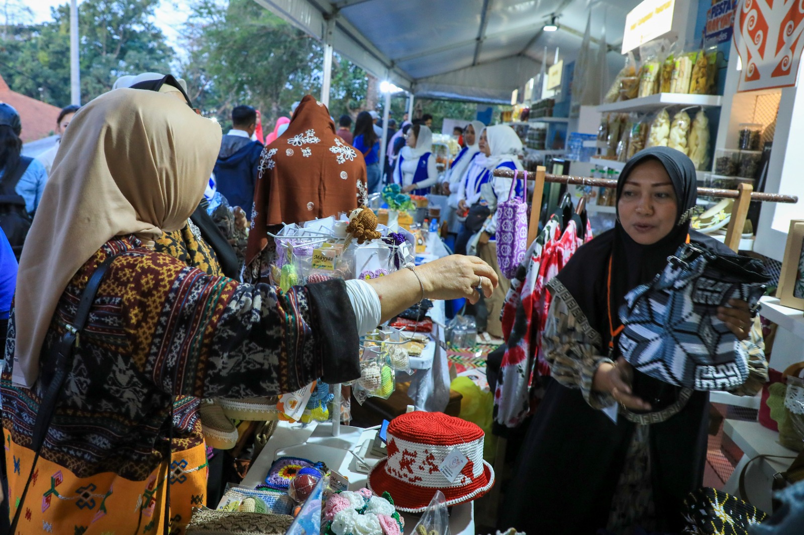 Luar Biasa, 10 Ribu Nasabah Hadir dalam Pesta Rakyat Simpedes BRI yang Diikuti 150 UMKM Unggulan Jawa Timur