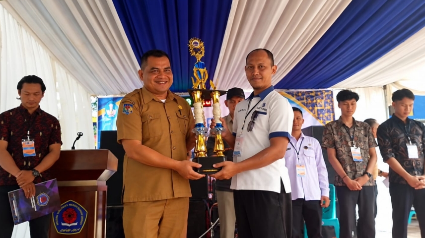 Hadirkan Inovasi Tani Cerdas, Dosen Sains Data Kampus Unggul IIB Darmajaya Raih Juara Nasional 