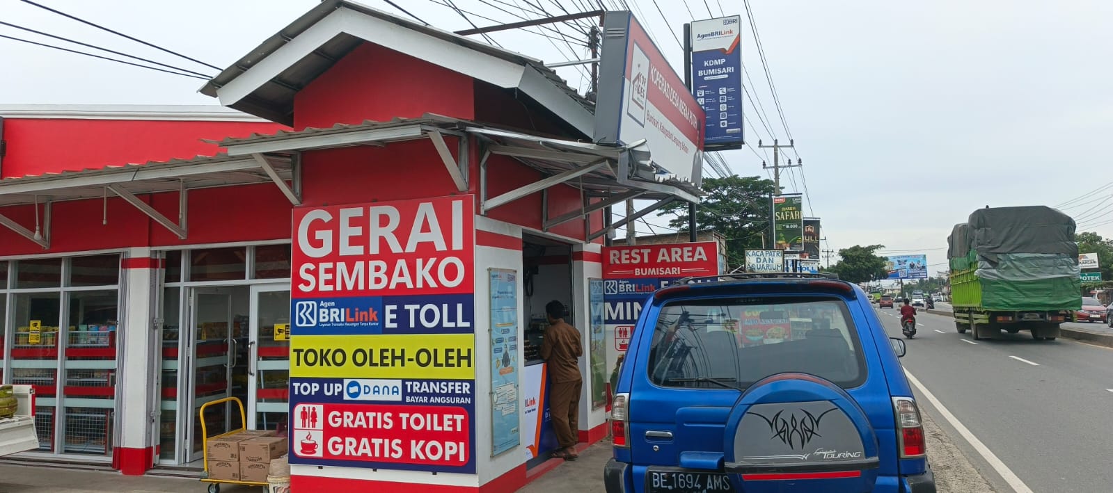 Manfaatkan Lokasi Strategis Dekat Tol, AgenBRILink KDMP Sukses Hidupkan Ekonomi Desa Bumisari