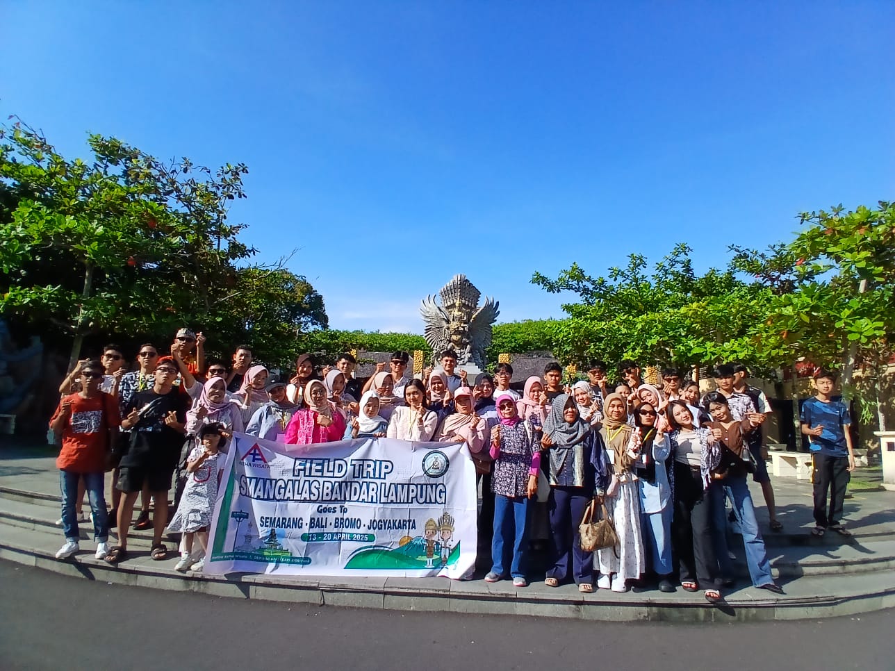 QRIS BRI Permudah Bisnis Tour and Travel di Lampung Ini