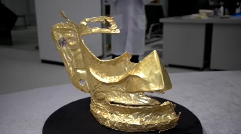 Arkeolog Temukan Topeng Emas Kuno Berusia Ribuan Tahun di Sichuan China