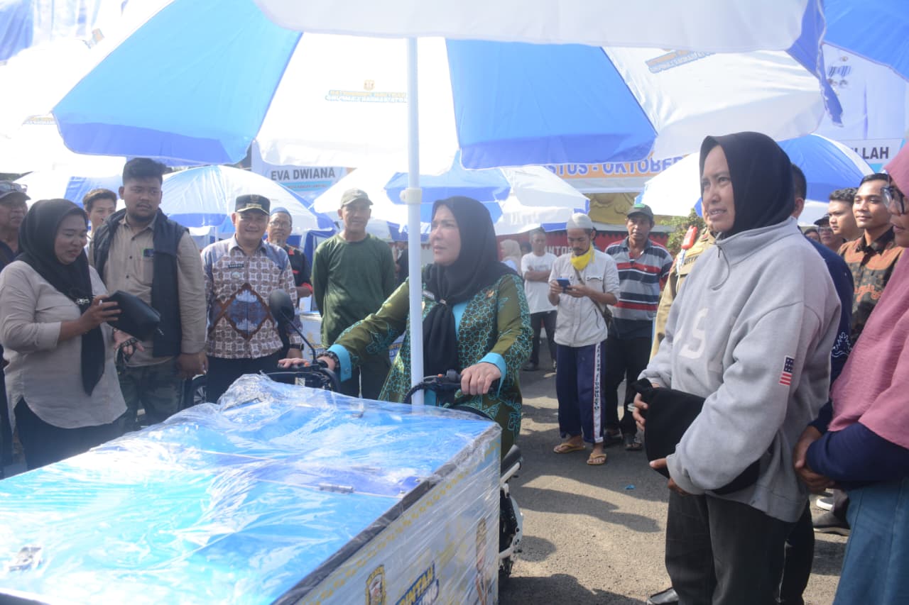 Pemkot Bandar Lampung Kucurkan Rp2,5 Miliar Dana Hibah untuk 100 Gerobak Motor Listrik UMKM