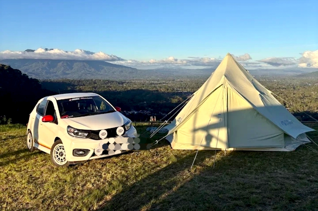 Gerbang Langit, Wisata Alam Lampung Barat, Sensasi Camping Ground dengan Pemandangan Kabut Tipis saat Fajar 