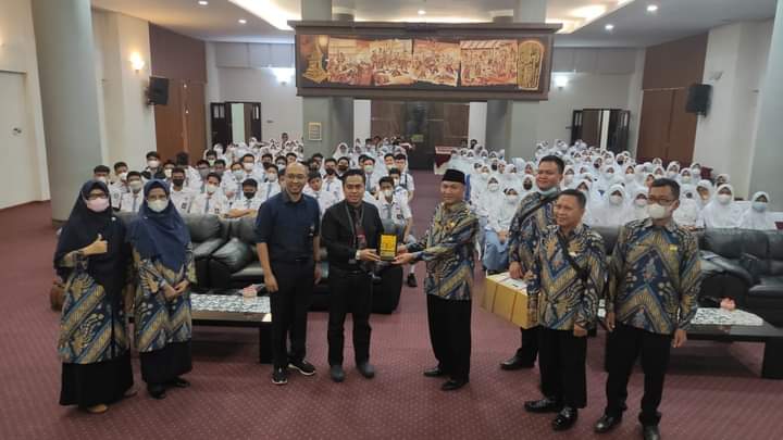 Perkenalkan Siswa dengan Perguruan Tinggi Negeri dan Sekolah Kedinasan, SMA Al Kautsar Goes to Campus 