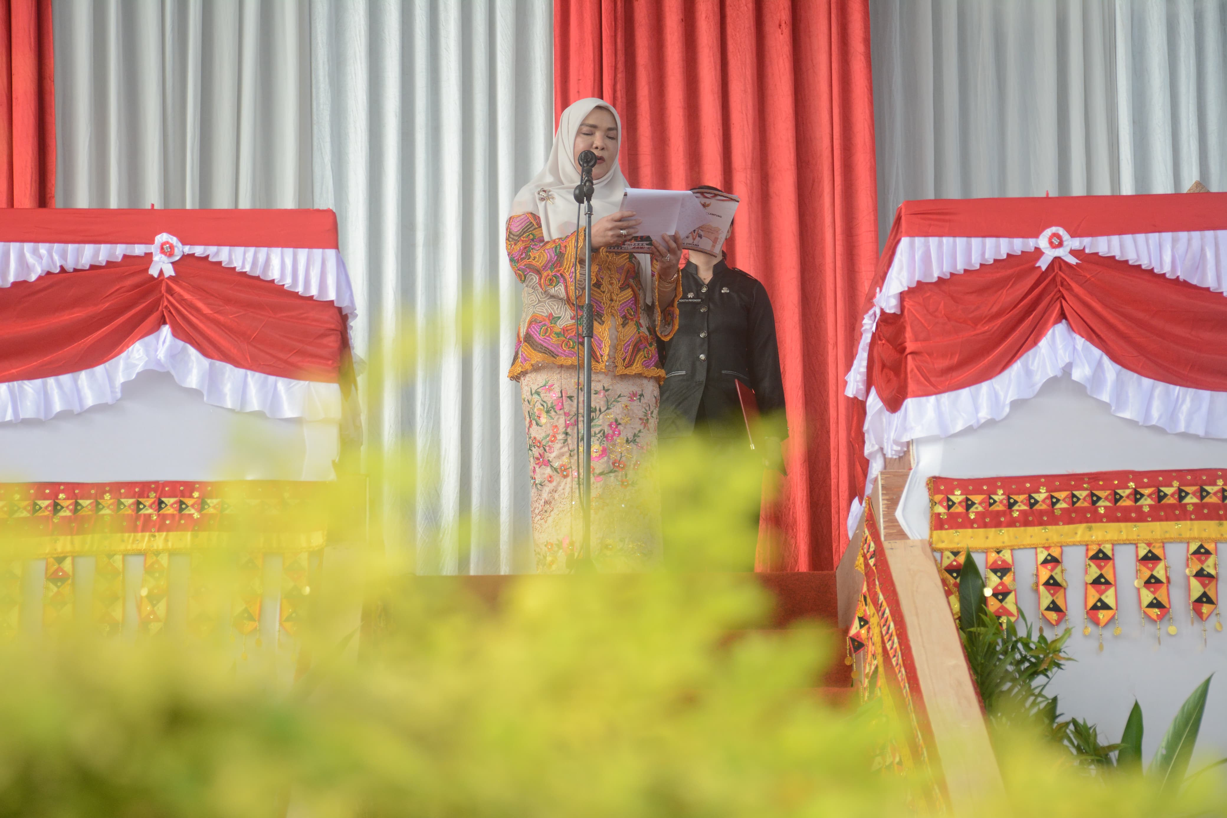 Upacara, Tabur Bunga, hingga Rapat Paripurna Warnai Peringatan HUT Kota Bandar Lampung ke-343