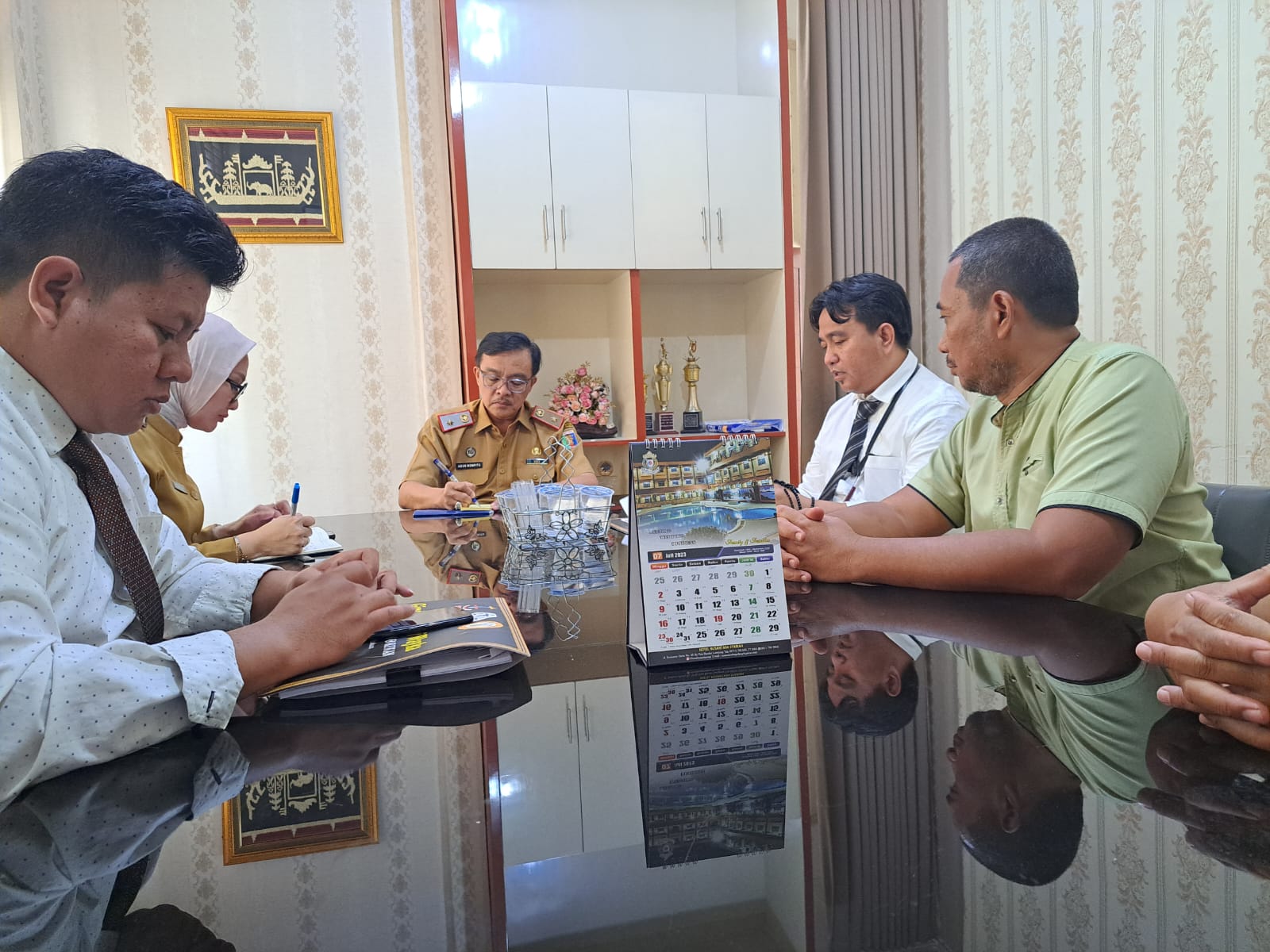 Di-PHK, Mantan Pegawai Bank Himbara Lapor ke Disnaker Lampung