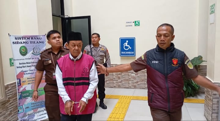 Korupsi Dana BUMDes, Mantan Kades Marga Batin Divonis 3 Tahun 6 Bulan Penjara dan Denda Rp300 Juta