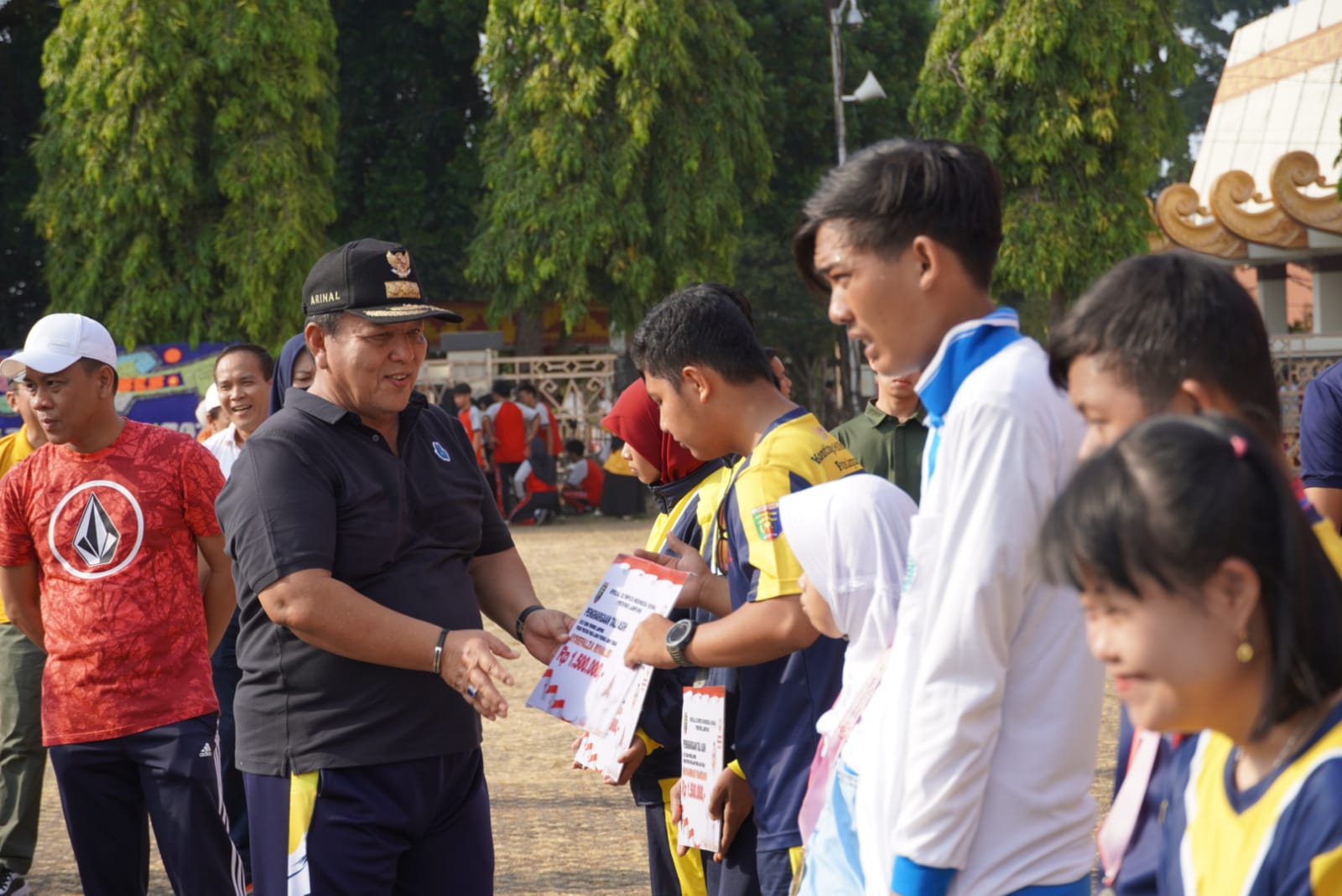Peringati Haornas, Dispora Lampung Gelar Senam Lampung Berjaya dan Salurkan Bantuan Atlet Difabel