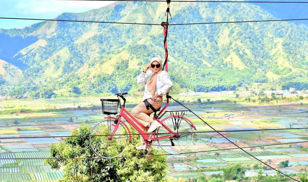 Tegang Tapi Seru! Cobain Wahana Sepeda Gantung di Lampung, Ada yang Indoor Lho