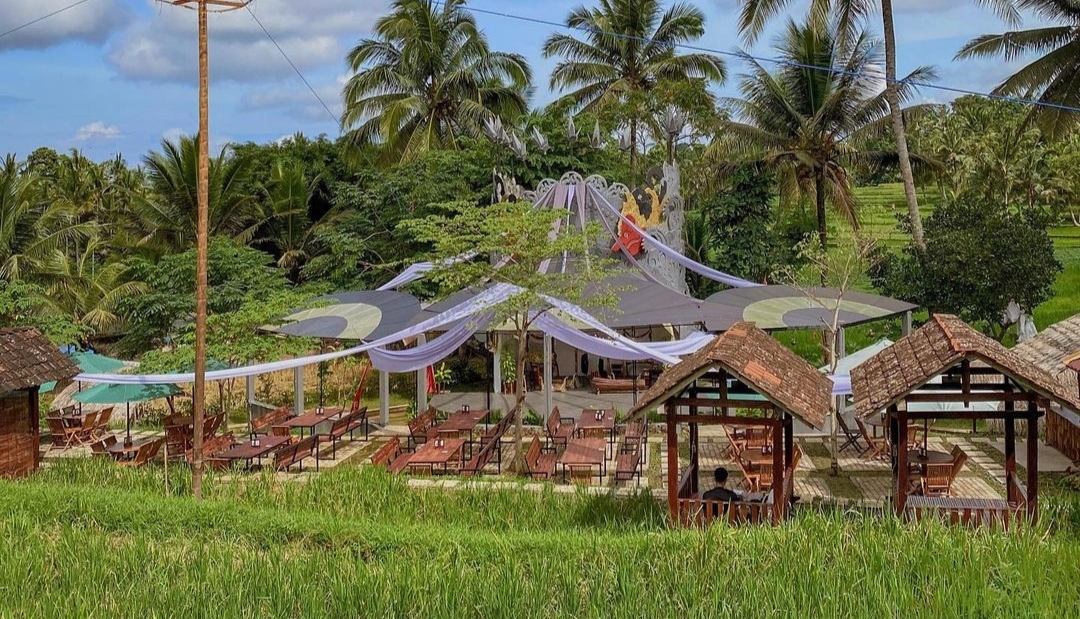 5 Destinasi Wisata di Pulau Jawa Cocok Untuk Lansia yang Ingin Bernostalgia, Liburan Asyik Bareng Keluarga