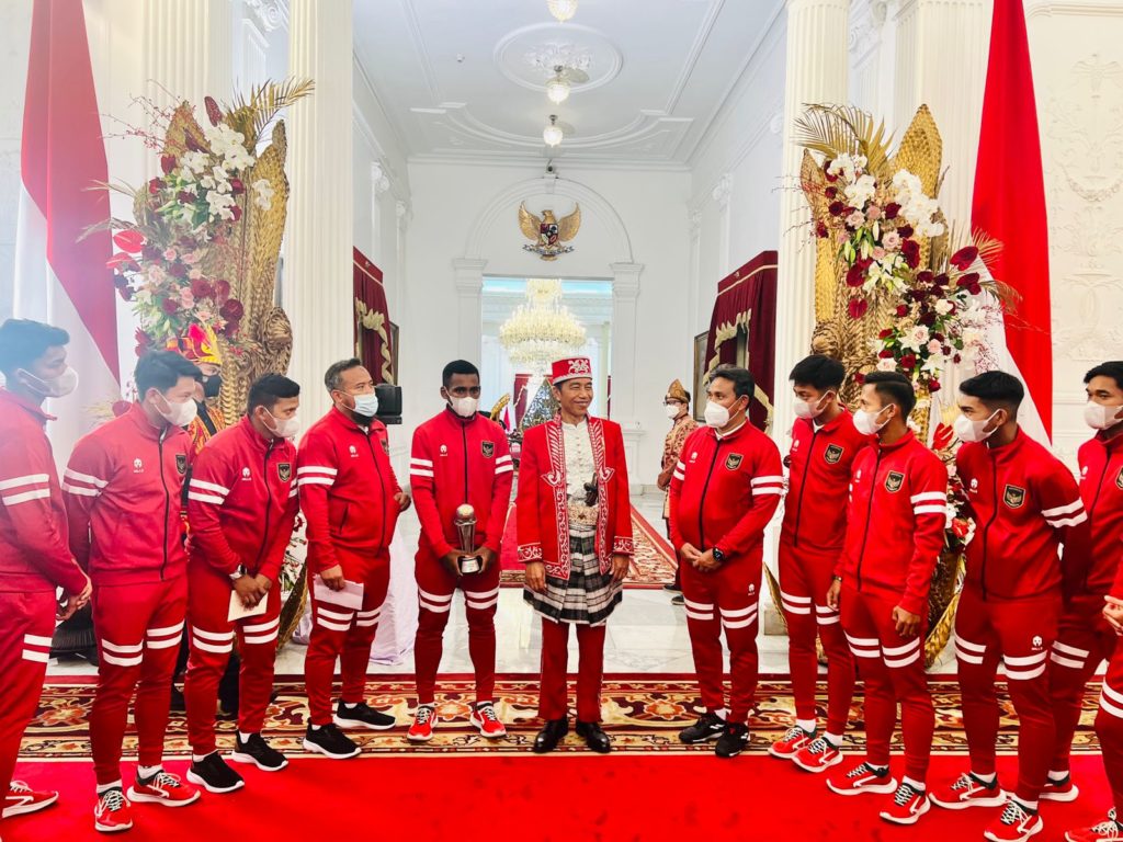 Cair, Timnas U-16 Diberi Bonus Rp 1 Miliar dari Jokowi Usai Juarai Piala AFF U-16 2022