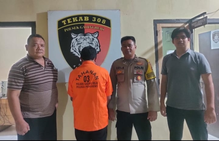 Apes! Hendak Kabur ke Jawa, Penipu Ini Ditangkap di Pelabuhan Bakauheni Lampung