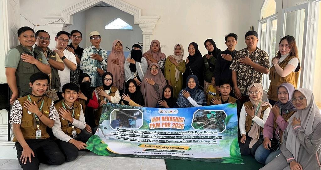 ITERA Berdayakan Peternak PKH Desa Kalisari melalui Biokonversi Limbah Peternakan