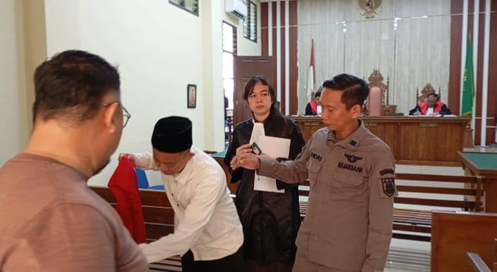 Eks Mantri Bank BUMN Dituntut 8 Tahun Penjara Buntut Korupsi Dana KUR Rp2 M