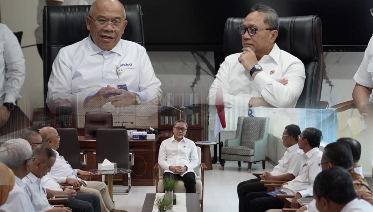 Menko Pangan Zulkifli Hasan Pastikan Stok Beras Bulog Aman Sampai Akhir Tahun 2024