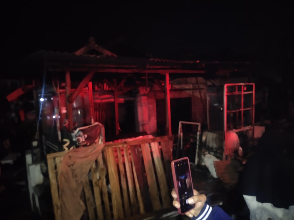 Kebakaran Hanguskan 1 Rumah Pedagang Buah di Bandarlampung