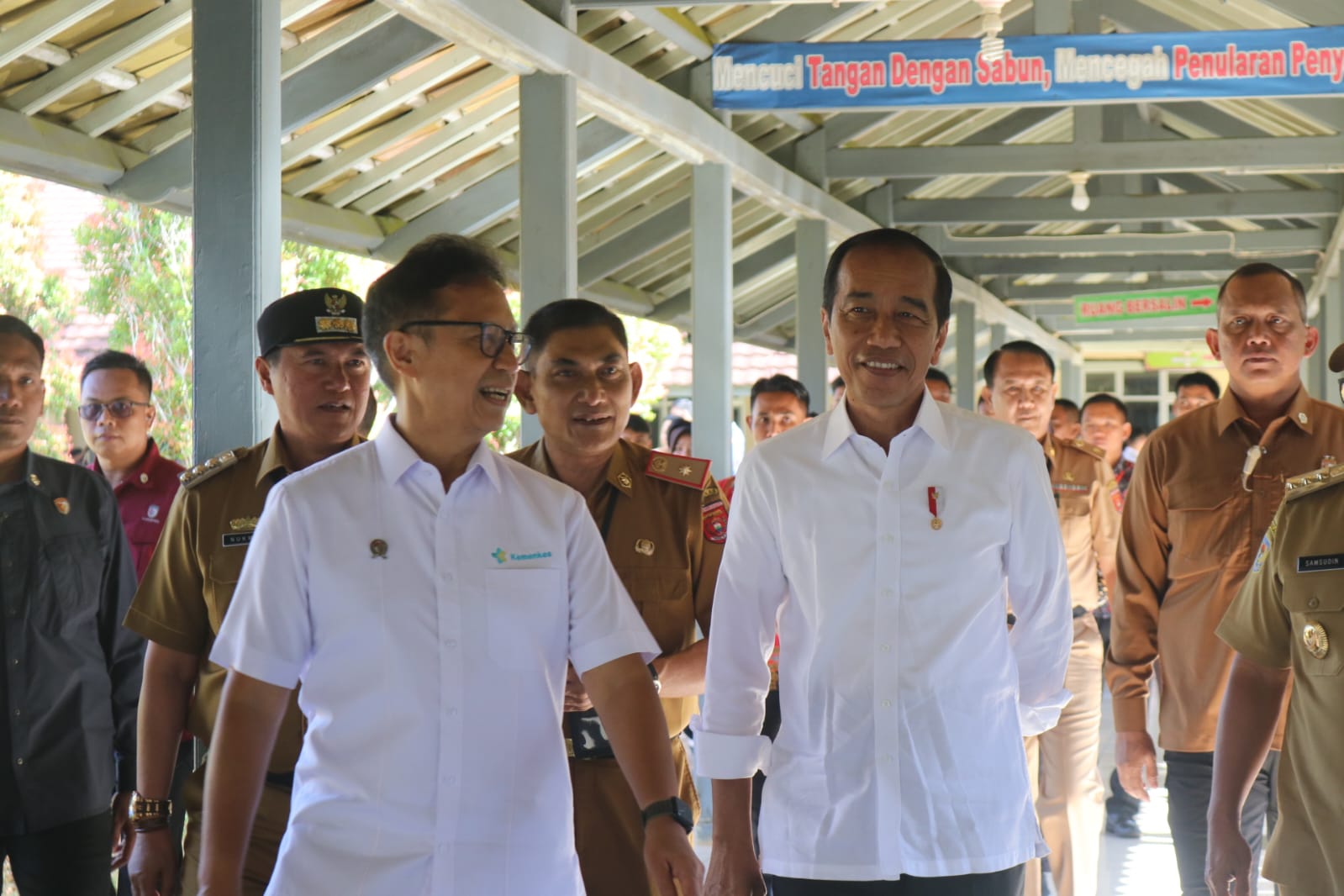 Tinjau RSUD Alimuddin Umar, Jokowi Janjikan Alkes Canggih