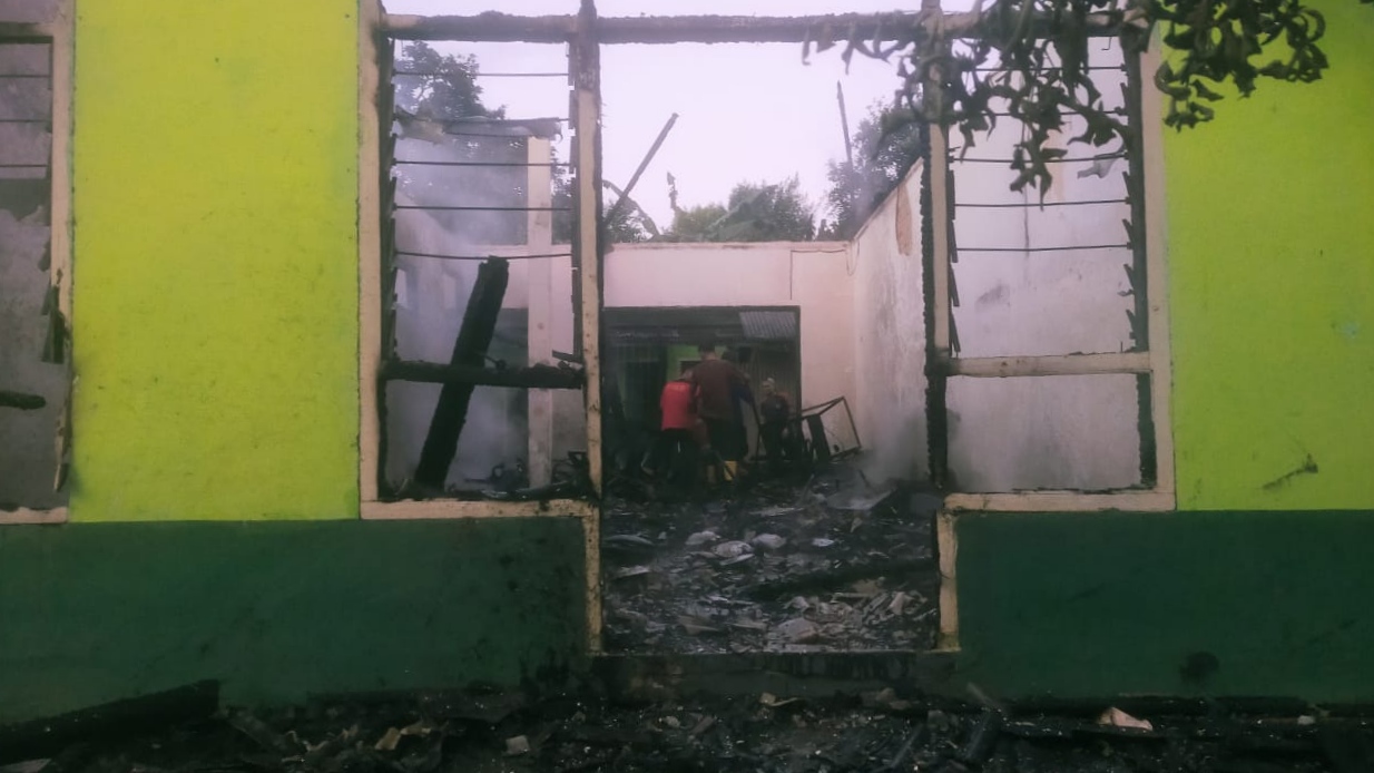 Enam Bangunan Terbakar, Begini Kondisi KBM SMP Muhammadiyah Gisting Tanggamus Lampung 
