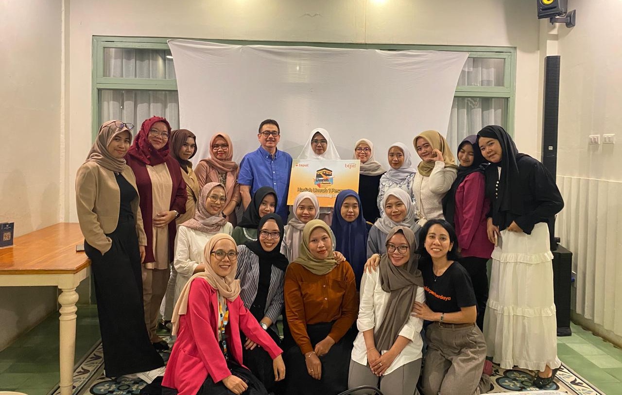 Ema Sasnida, Karyawan BTPN Syariah Lampung Raih Hadiah Umrah