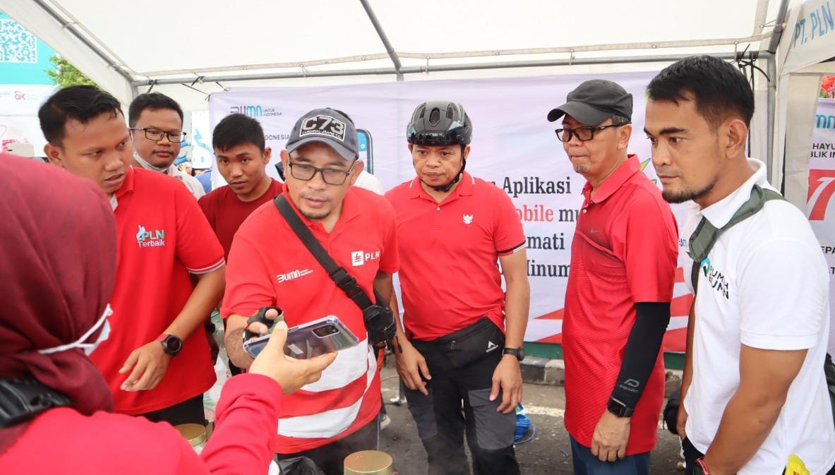 Ratusan Pengunjung Car Free Day di Bandar Lampung Instal Aplikasi PLN Mobile, Ada Apa?