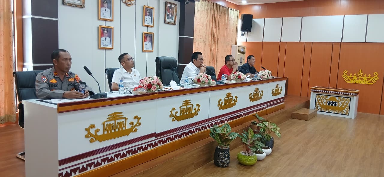 Pemkab Tanggamus Gaungkan Tanggamus Bersih, Sehat, dan Tertata Lewat Color Run 2025