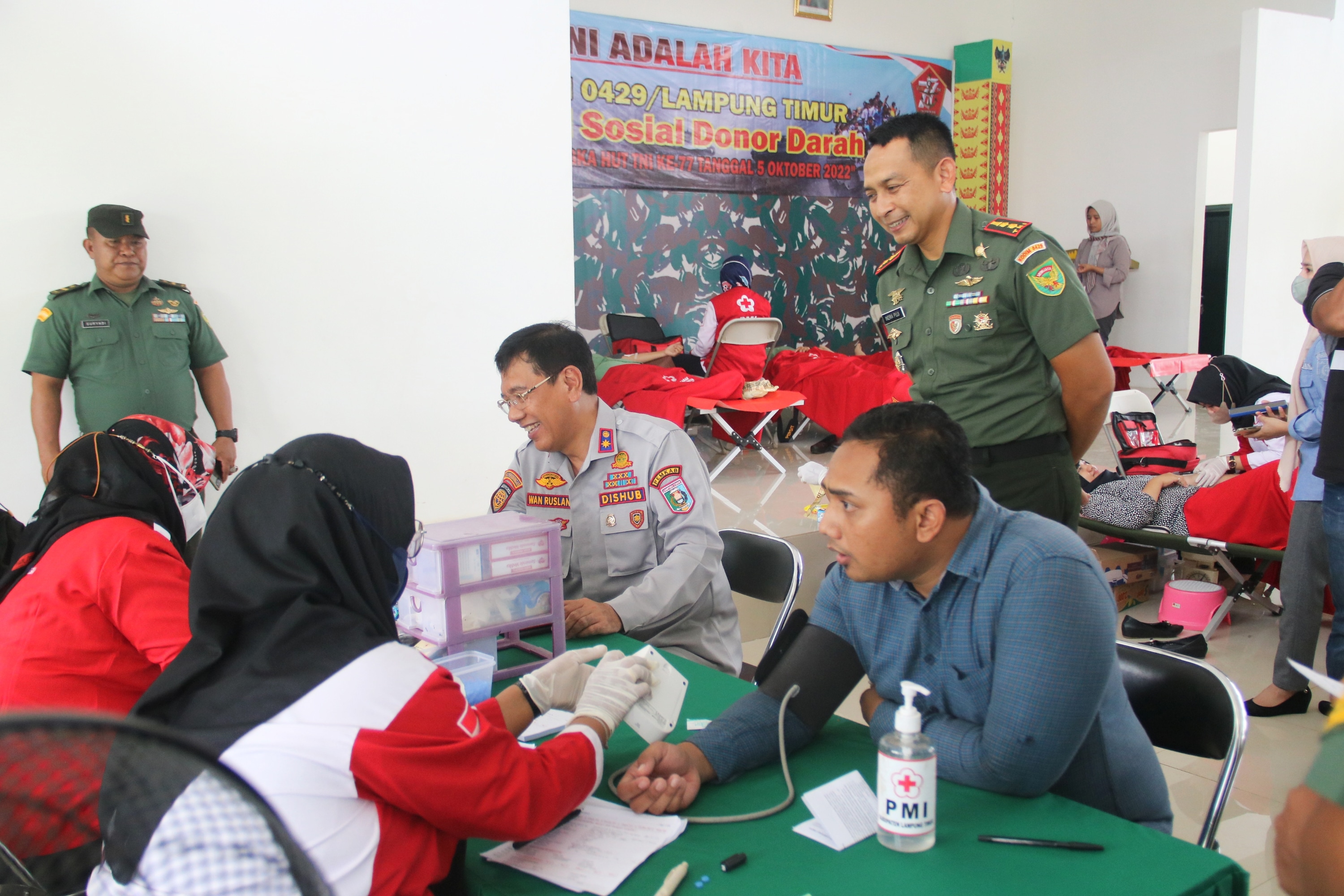 HUT ke-77 TNI, Kodim 0429 Lampung Timur Gelar Baksos Donor Darah