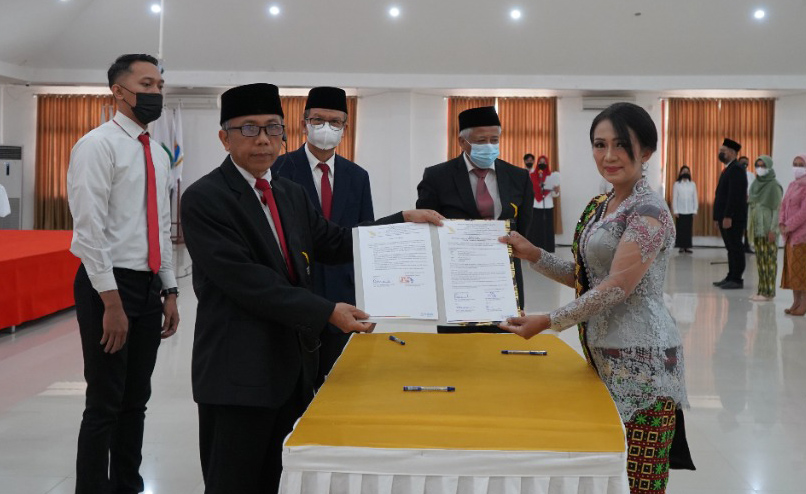 Selamat! Dr. Rahayu Sulistyorini Wakil Rektor Baru Itera