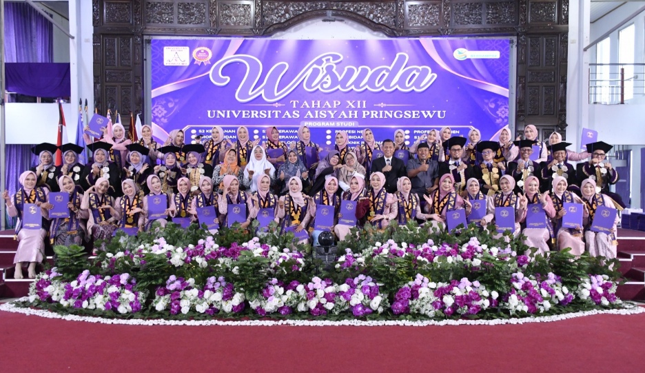 Wisuda Periode XII UAP Lepas 861 Lulusan, Rektor Tekankan Integritas dan Adaptasi Teknologi