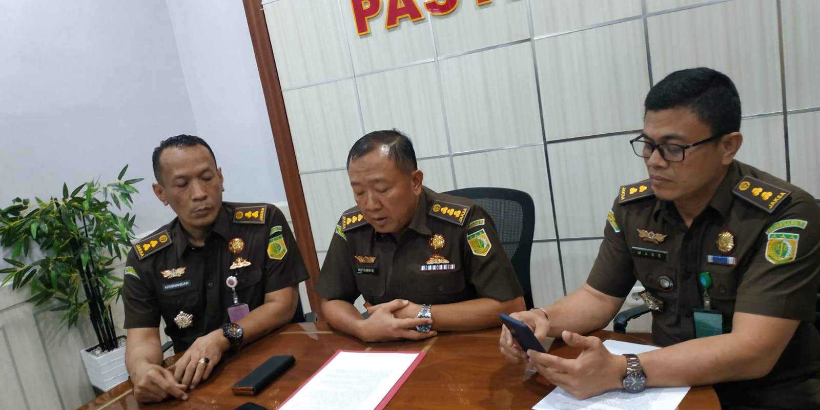 Kejati Tetapkan Mantan Kepala DLH Bandar Lampung dan Dua Pegawai DLH Tersangka 
