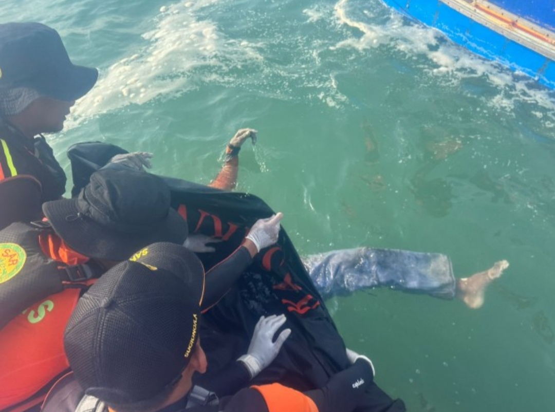 Perahu Nelayan Jawa Tengah Karam Setelah Tersambar Petir di Perairan Tulang Bawang Lampung, 1 Orang Tewas