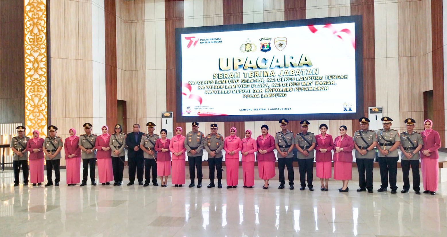 Enam Kepala Kepolisian Resort Resmi Sertijab, Termasuk Kapolres Perempuan Pertama di Polres Pesawaran 