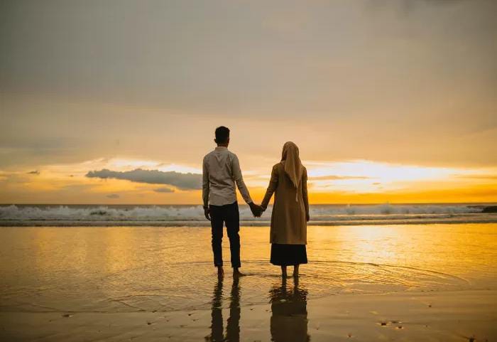 Tips Mencari Jodoh Terbaik Dunia Akhirat, Cek Kriteria Pasanganmu Menurut Islam