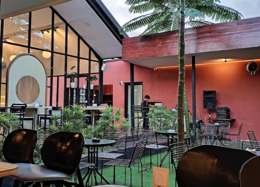 Aestetik Dan Affordable, Manca Eatery Cafe 24 Jam di Bandar Lampung, Lokasi Kerjakan Skripsi Dan Bahas Bisnis 