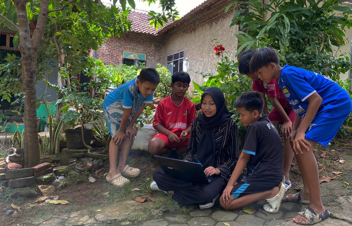 Tak Lagi Terisolasi! Warga Mesuji Sambut Program Kampung Internet 2025 dari Kemkomdigi