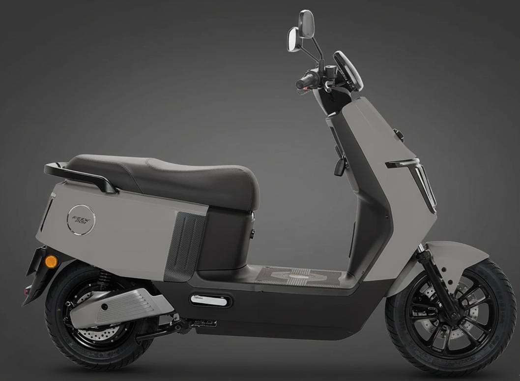 Polytron Fox-200, Motor Listrik Dengan Kecepatan Maksimal 70 km/jam Praktis Ramah Lingkungan