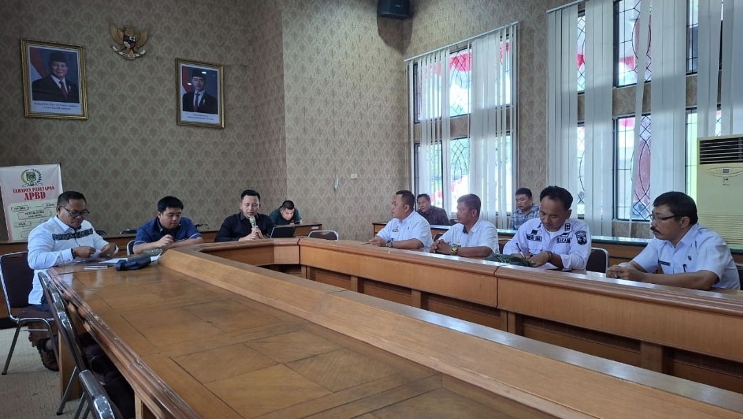RDP Komisi II Urai Benang Kusut Dugaan Pungli Ruko hingga Retribusi Parkir Pasar Kampung