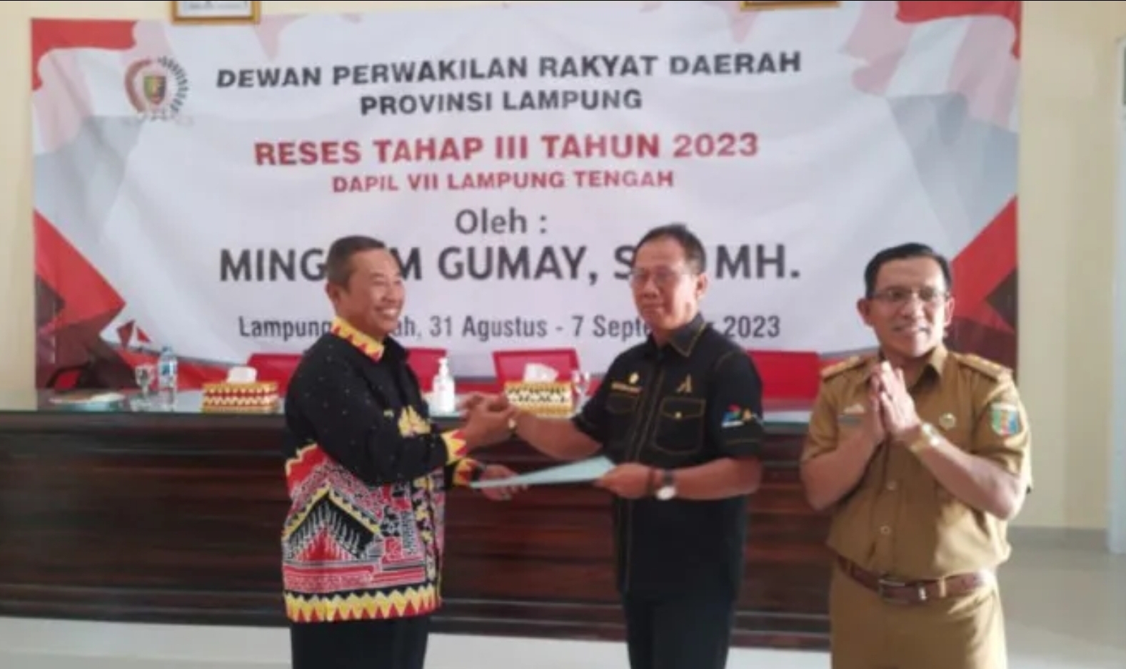 Ketua DPRD Lampung Perjuangkan Sumur Bor dan Rumah Ibadah 